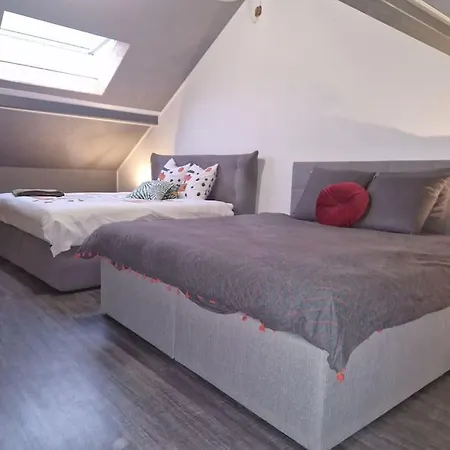Appartement Duplex-cocon-proximité - Piscines Thermales -sauna